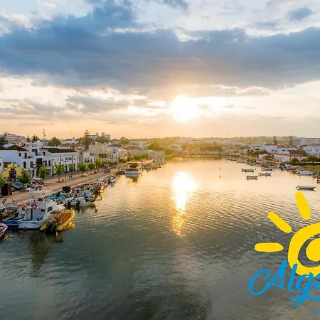 Santa Luzia Residence By Algartur - 5 Mins Downtown - Ac - Pool - Wi-Fi - Smart Tv