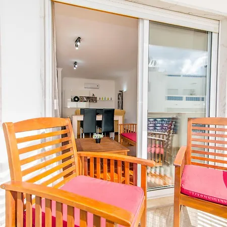 Apartment Santa Luzia Residence By Algartur - 5 Mins Downtown - Pool & Wi-Fi