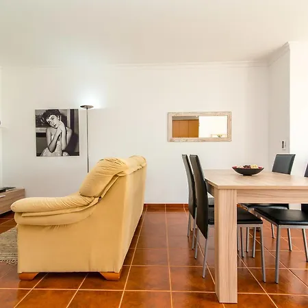 Apartment Santa Luzia Residence By Algartur - 5 Mins Downtown - Pool & Wi-Fi