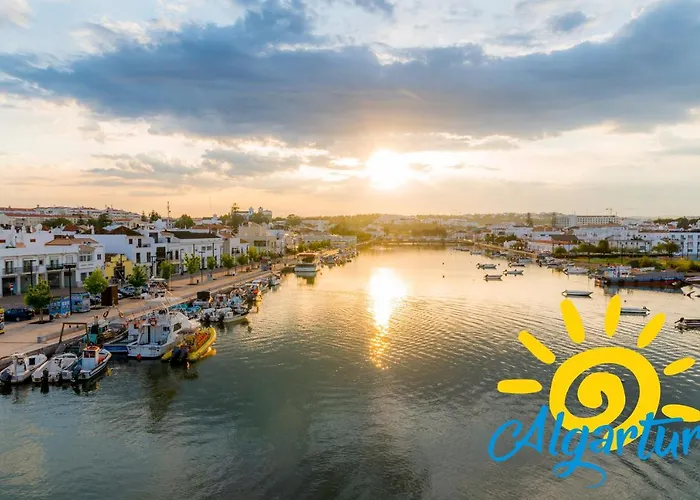 By Algartur - 5 Mins Downtown - Ac - Pool - Wi-fi - Smart Tv