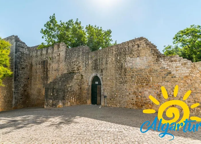 Апартаменты By Algartur - 5 Mins Downtown - Ac - Pool - Wi-fi - Smart Tv *